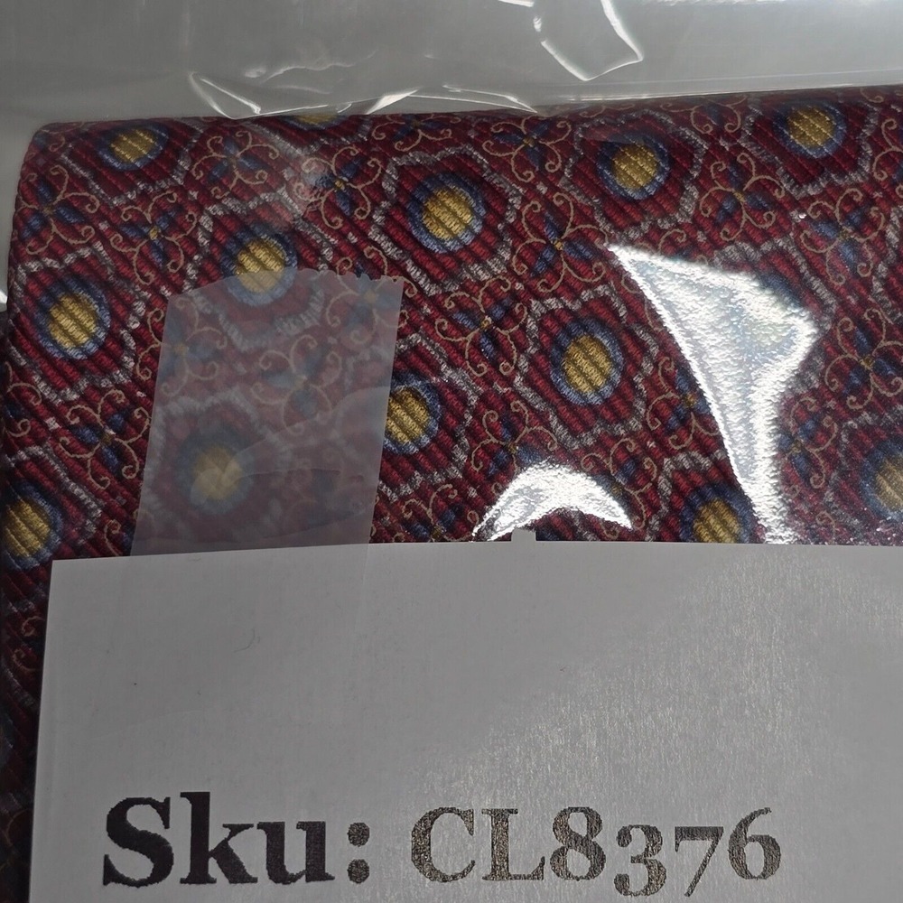 Hickey Freeman Tie‎ Mens Red Silk Geometric Medallion Made in Italy Professional - Picture 7 of 7